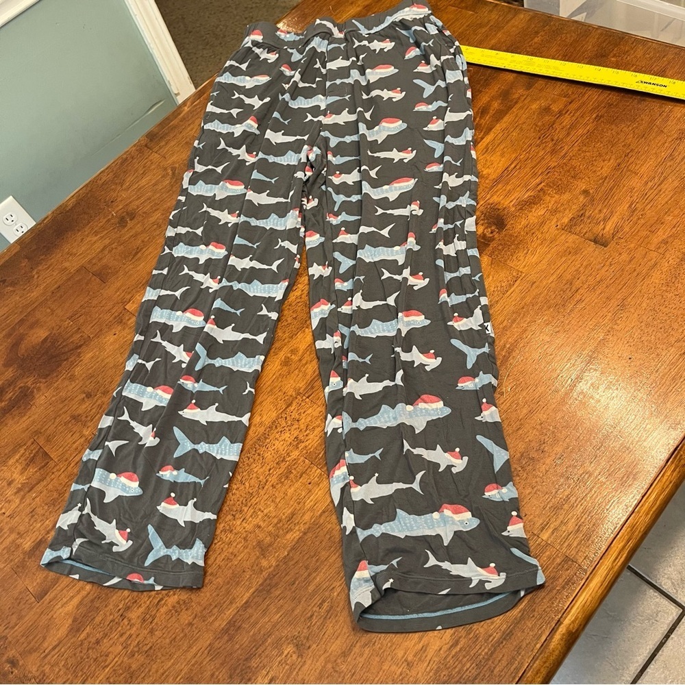 Kickee men’s Shark Print Pajama Pants size medium